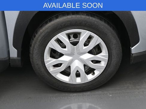Used 2022 Toyota Corolla Cross L AWD/4WD image 33