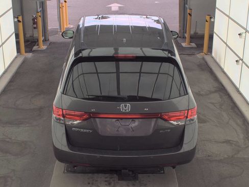 Used 2014 Honda Odyssey Touring Elite image 12