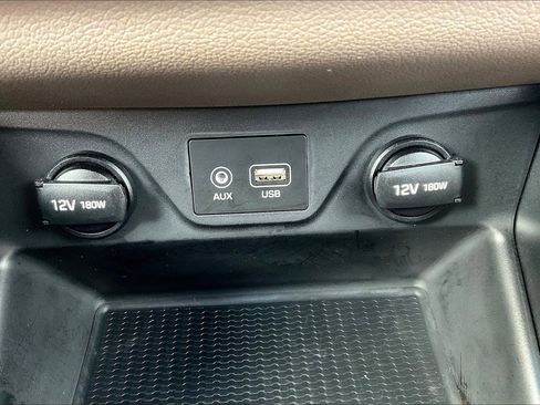 Used 2021 Hyundai Tucson Value FWD image 16
