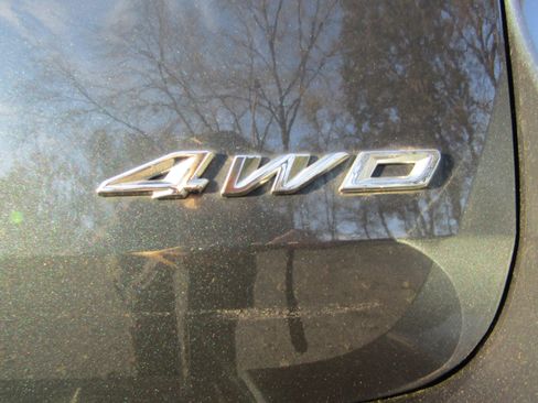 Certified 2023 Ford Explorer XLT w/ Equipment Group 202A image 13