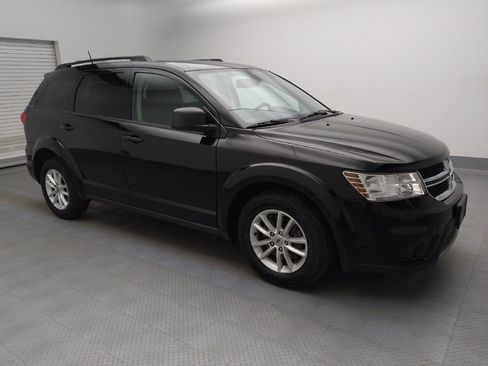 Used 2019 Dodge Journey SE image 11