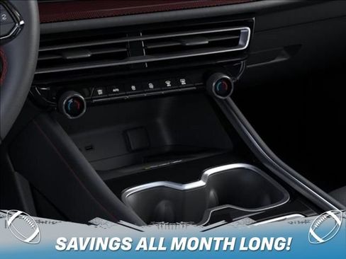 New 2026 Chevrolet Traverse RS w/ LPO, Floor Liner Package AWD/4WD image 23