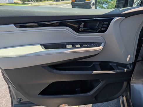 Used 2024 Honda Odyssey Elite image 23