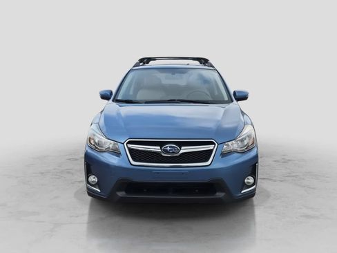 Used 2016 Subaru Crosstrek 2.0i Limited AWD/4WD image 3