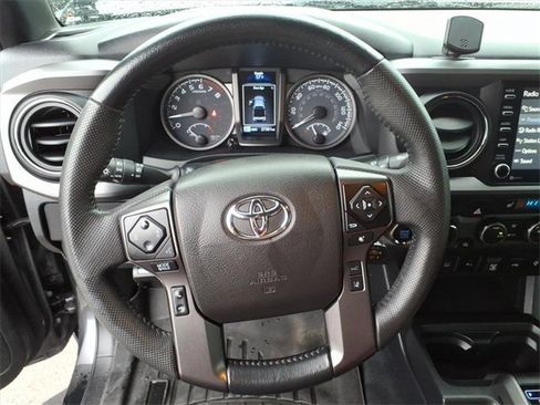 Used 2022 Toyota Tacoma TRD Pro image 15