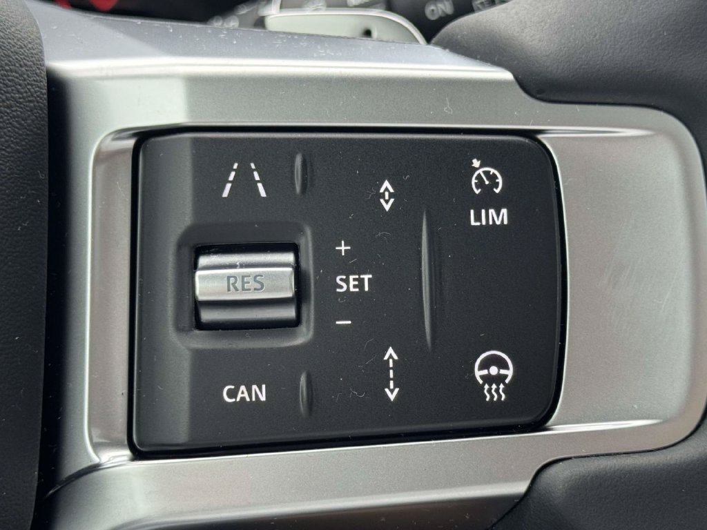 New 2026 Land Rover Discovery Limited Edition AWD/4WD image 26
