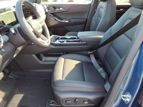 New 2026 Chevrolet Equinox LT AWD/4WD image 6
