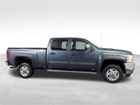 Used 2012 Chevrolet Silverado 2500 LT w/ Interior Plus Package AWD/4WD image 11