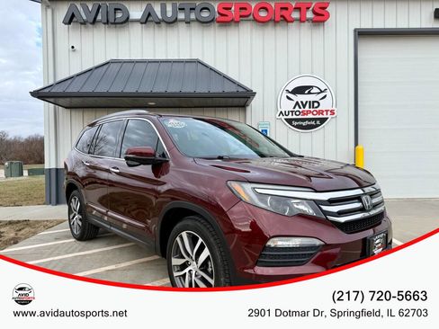 Used 2018 Honda Pilot Touring image 1