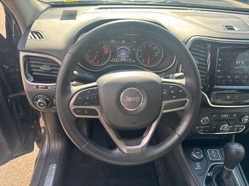 Used 2019 Jeep Cherokee Limited AWD/4WD image 15
