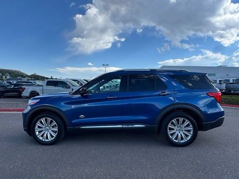 Used 2021 Ford Explorer King Ranch w/ Premium Technology Package AWD/4WD image 2