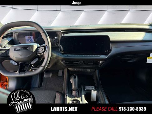 Used 2025 Dodge Charger R/T w/ Quick Order Package 25M R/T image 16