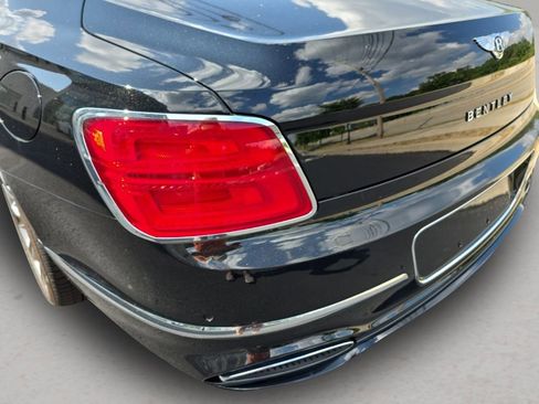 New 2025 Bentley Flying Spur Plug-In Hybrid image 12