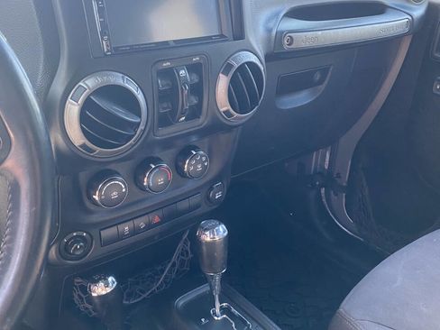 Used 2013 Jeep Wrangler Unlimited Sport AWD/4WD image 10
