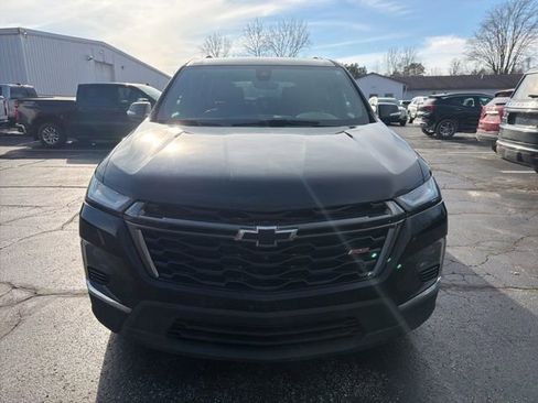 Used 2022 Chevrolet Traverse RS w/ LPO, Floor Liner Package image 8