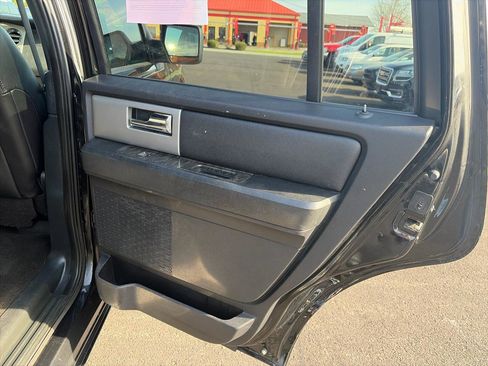 Used 2015 Ford Expedition Limited w/ Equipment Group 301A AWD/4WD image 14