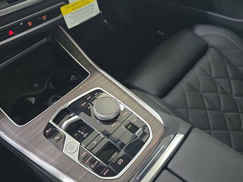New 2026 BMW X5 sDrive40i w/ Climate Comfort Package RWD image 19