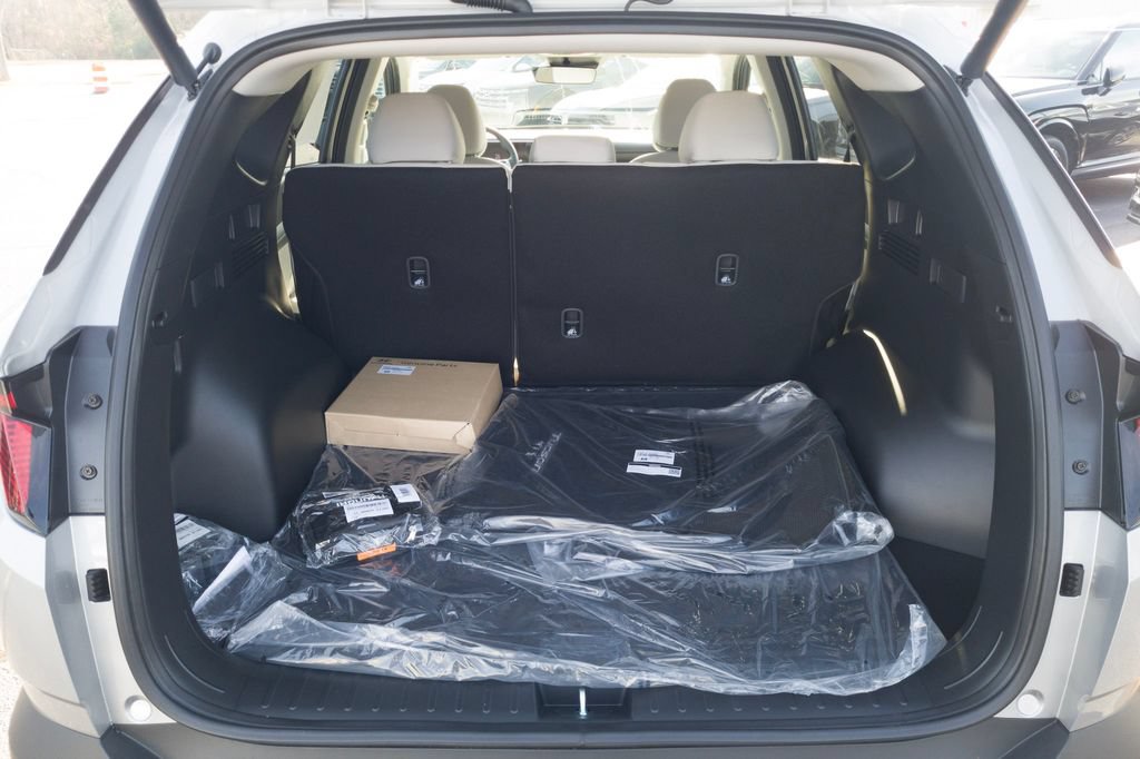 New 2026 Hyundai Tucson SEL Plus FWD image 7