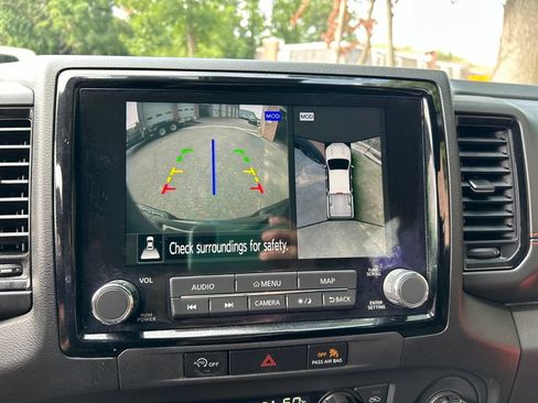 Used 2023 Nissan Frontier PRO-4X w/ Pro Convenience Package AWD/4WD image 18