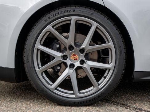 New 2026 Porsche Panamera RWD image 19