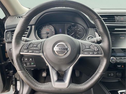 Used 2018 Nissan Rogue SL AWD/4WD image 17