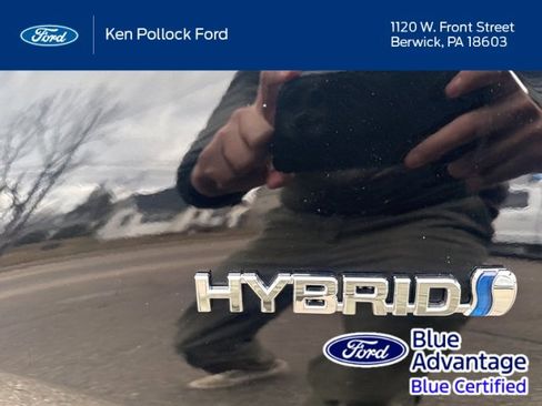 Used 2022 Toyota Prius LE image 10