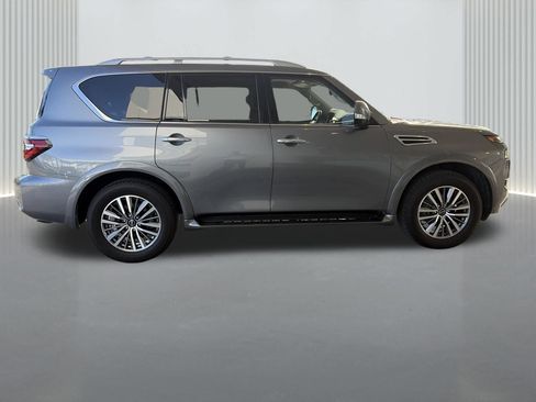Used 2024 Nissan Armada SL w/ Captain's Chairs Package AWD/4WD image 7