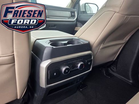 Used 2024 Ford Expedition Max XLT AWD/4WD image 24