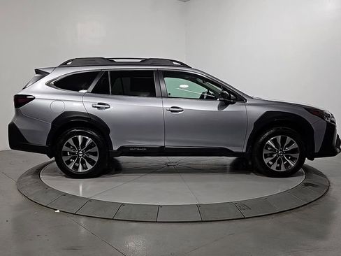 Certified 2025 Subaru Outback Limited image 8