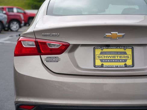 Used 2023 Chevrolet Malibu LT FWD image 10