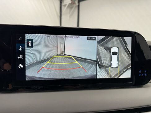 Used 2025 Hyundai Palisade SEL FWD image 32