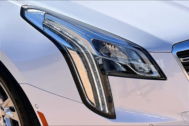 Used 2018 Cadillac XTS Luxury w/ Driver Awareness Package FWD image 30