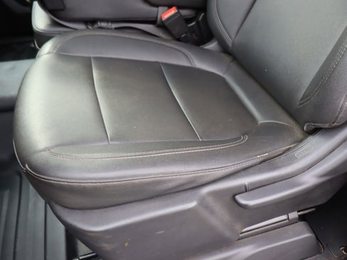 Used 2022 Chevrolet Silverado 2500 W/T w/ WT Convenience Package image 18