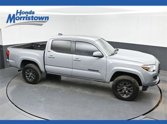 Used 2020 Toyota Tacoma SR5 video 1