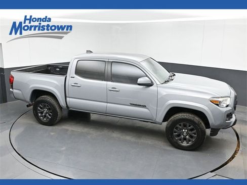 Used 2020 Toyota Tacoma SR5 image 1