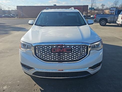Used 2019 GMC Acadia Denali w/ Technology Package image 3
