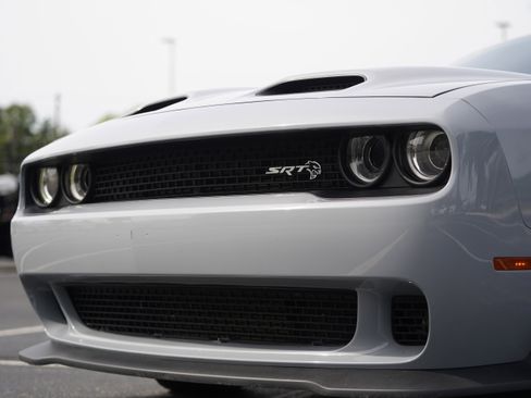 Used 2020 Dodge Challenger SRT Hellcat Redeye RWD image 36