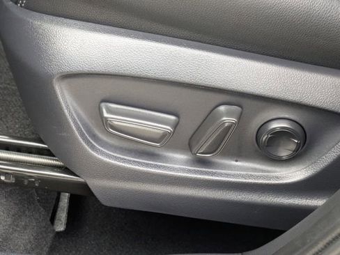 Certified 2026 Toyota Corolla Cross XLE w/ Convenience Package image 25