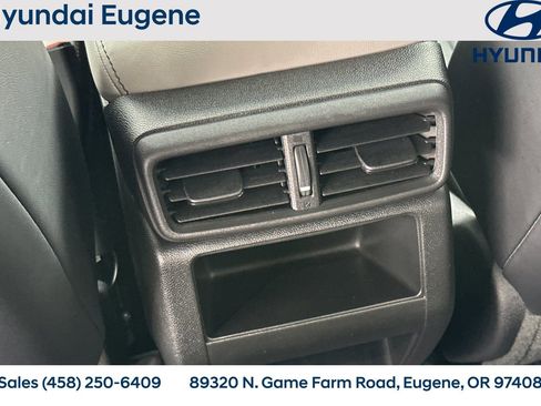 Used 2025 Honda Prologue Touring image 17