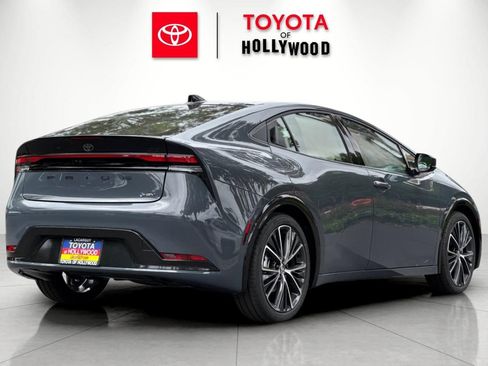 New 2026 Toyota Prius Limited FWD image 4