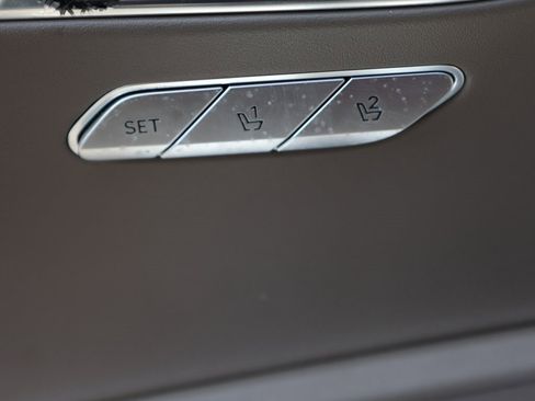 Used 2021 Genesis GV80 2.5T w/ Prestige Package 05 image 14