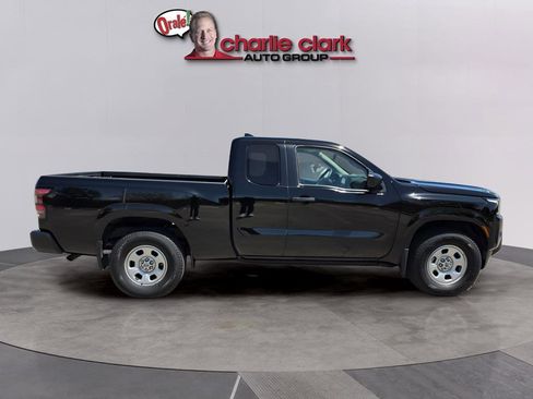 Used 2023 Nissan Frontier S w/ Technology Package RWD image 8
