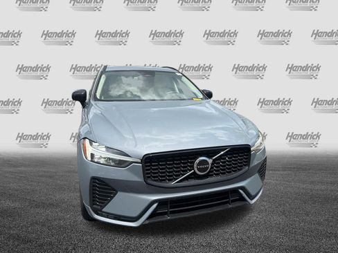 Used 2024 Volvo XC60 B5 Core AWD/4WD image 6