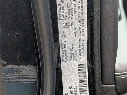 New 2025 Jeep Grand Cherokee Limited image 35