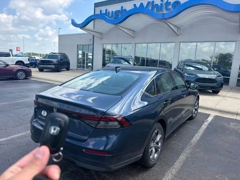 Used 2024 Honda Accord EX image 3