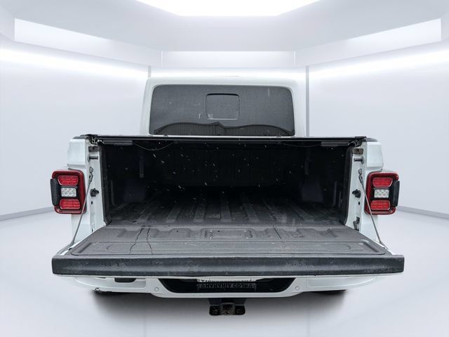 Used 2022 Jeep Gladiator Overland AWD/4WD image 14