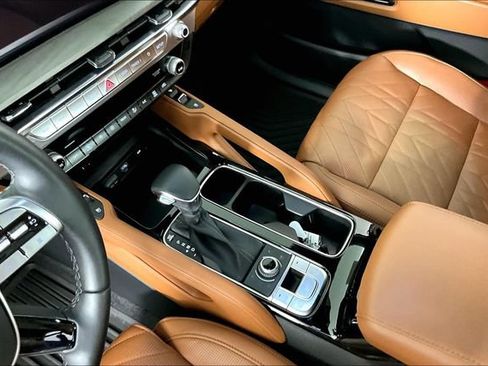 Certified 2025 Kia Telluride SX Prestige X-Line AWD/4WD image 17
