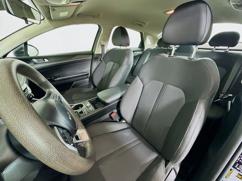 Used 2023 Kia K5 LXS image 13