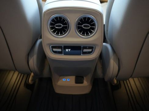 Used 2025 Mercedes-Benz G 550 image 13