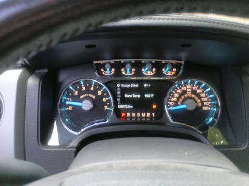 Used 2014 Ford F150 Lariat w/ Lariat Chrome Package AWD/4WD image 8